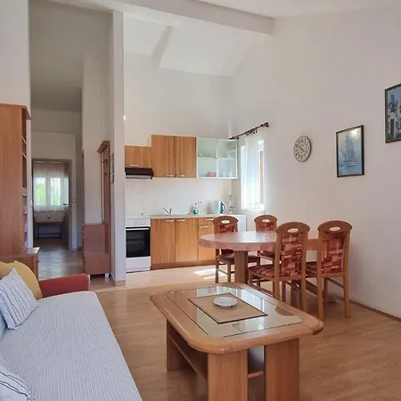 Gostinjska kuća Barbalic D